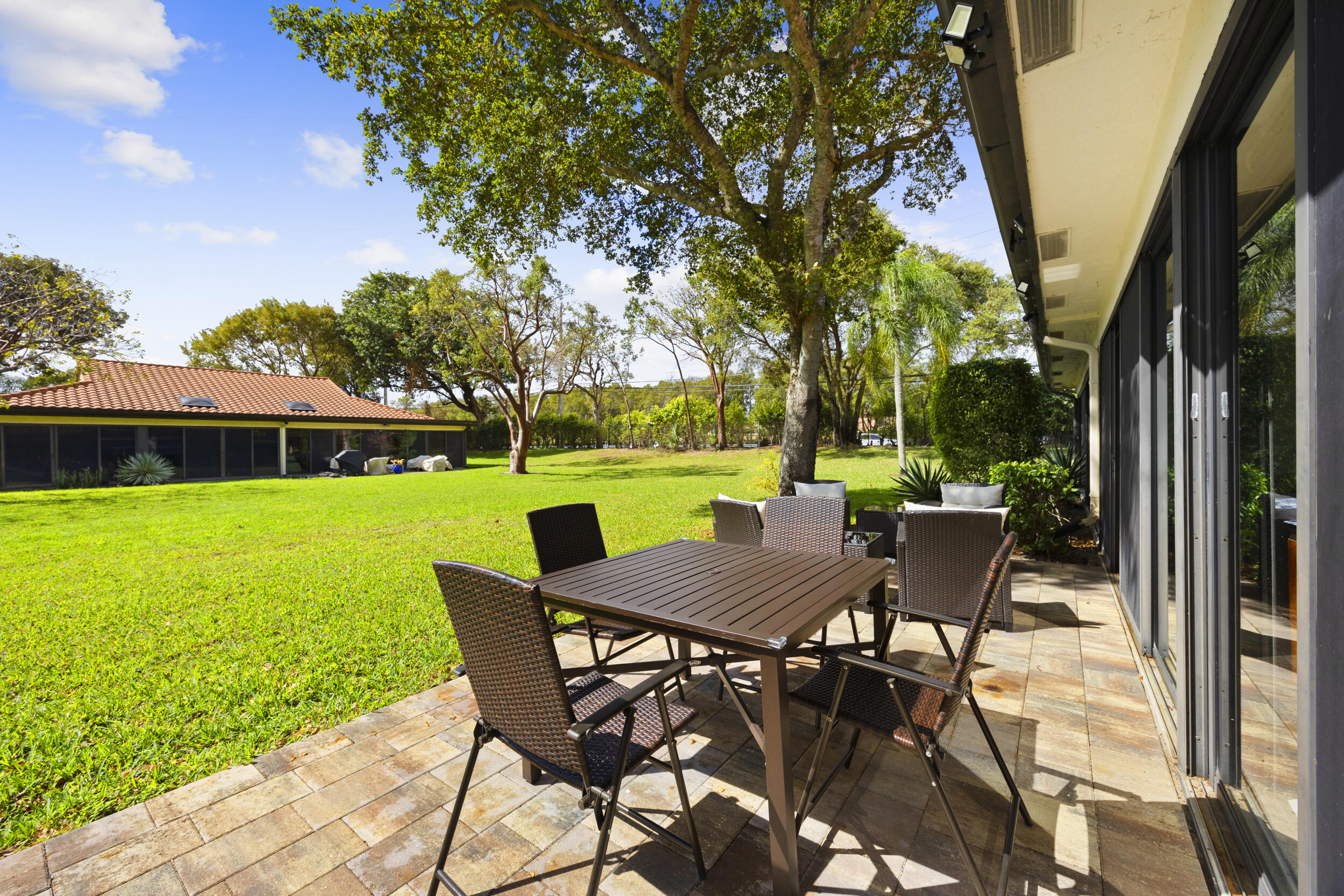 PALM CHASE LAKES CONDO - Residential