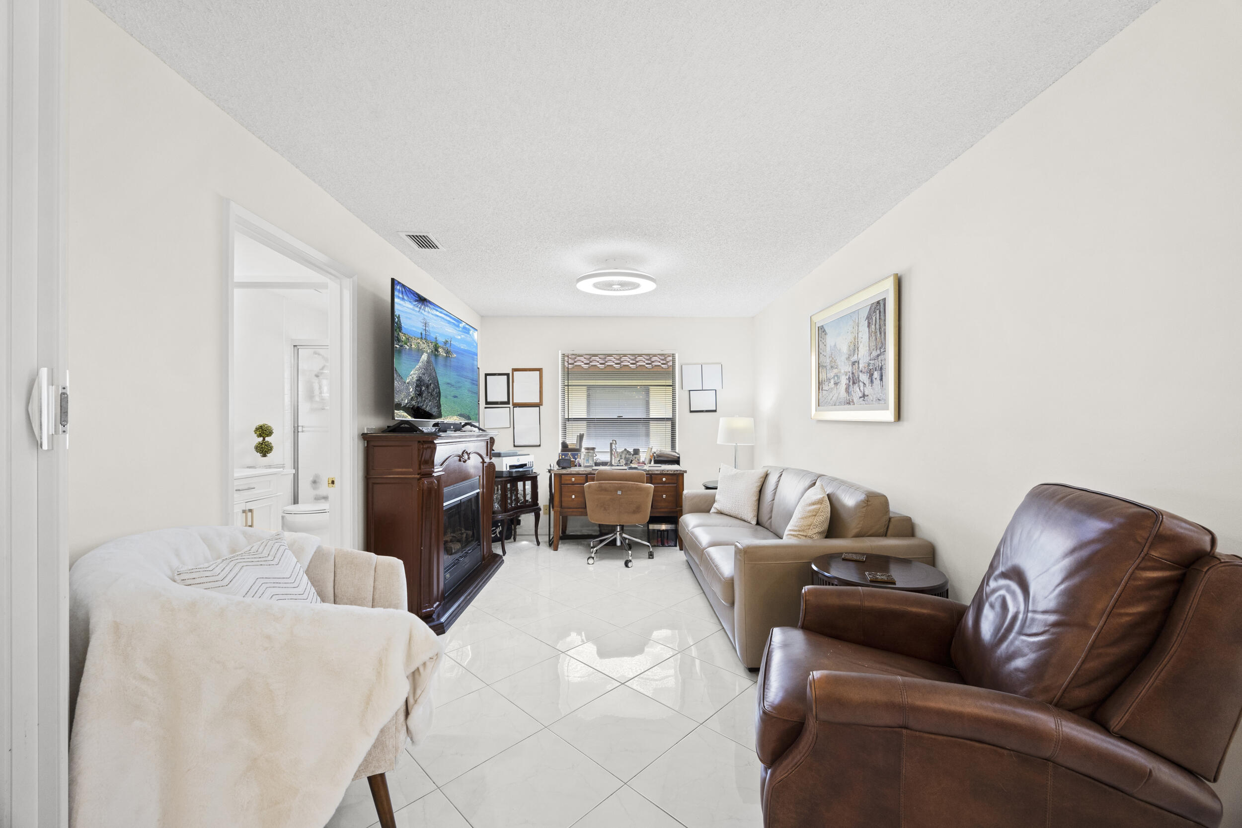 PALM CHASE LAKES CONDO - Residential
