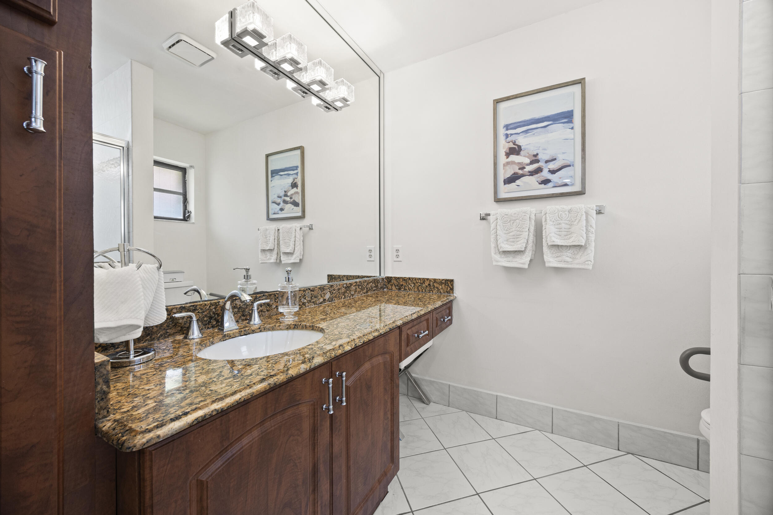 PALM CHASE LAKES CONDO - Residential