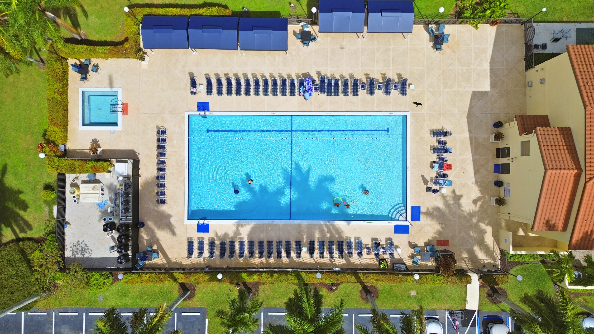 PALM CHASE LAKES CONDO - Residential