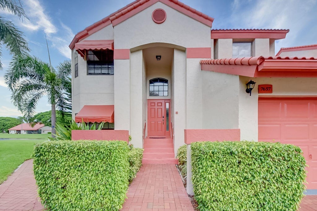 Photo of 7657 LEXINGTON CLUB Boulevard #C, Delray Beach, FL 33446 (MLS # B26060091)