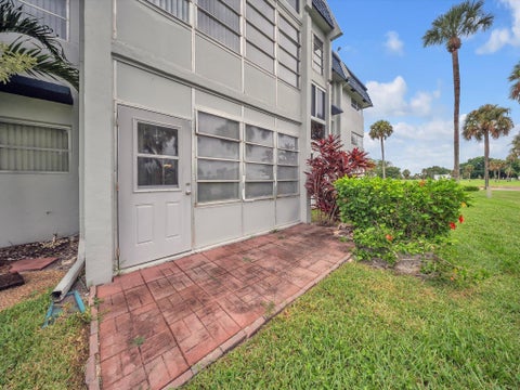 Tiny photo for 7807 GOLF CIR Drive #105, Margate, FL 33063 (MLS # B26063779)