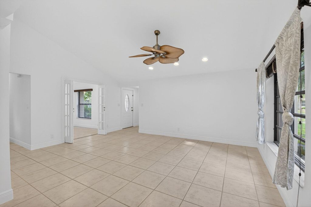 Photo of 18051 104th Terrace S, Boca Raton, FL 33498 (MLS # R11144353)
