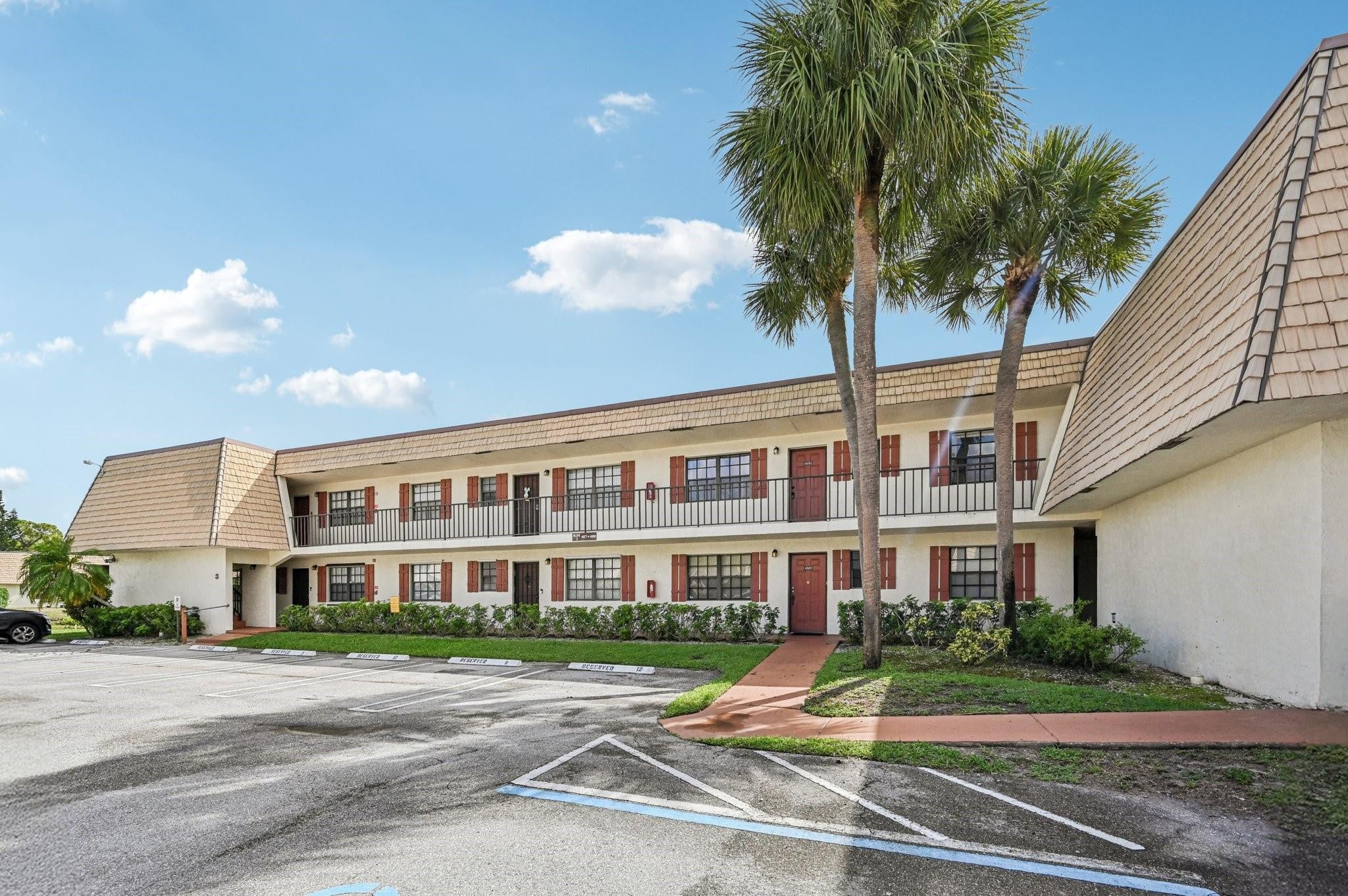 Properties 4682 OAK TERRACE Drive 4682
