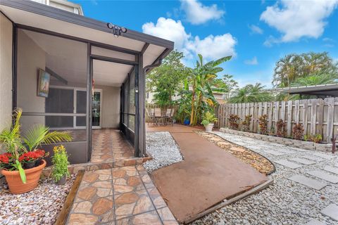 Townhouse in Plantation FL 13286 5th Ct.jpg