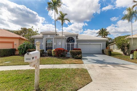 5892 Seashell Terrace Boynton Beach FL 33437