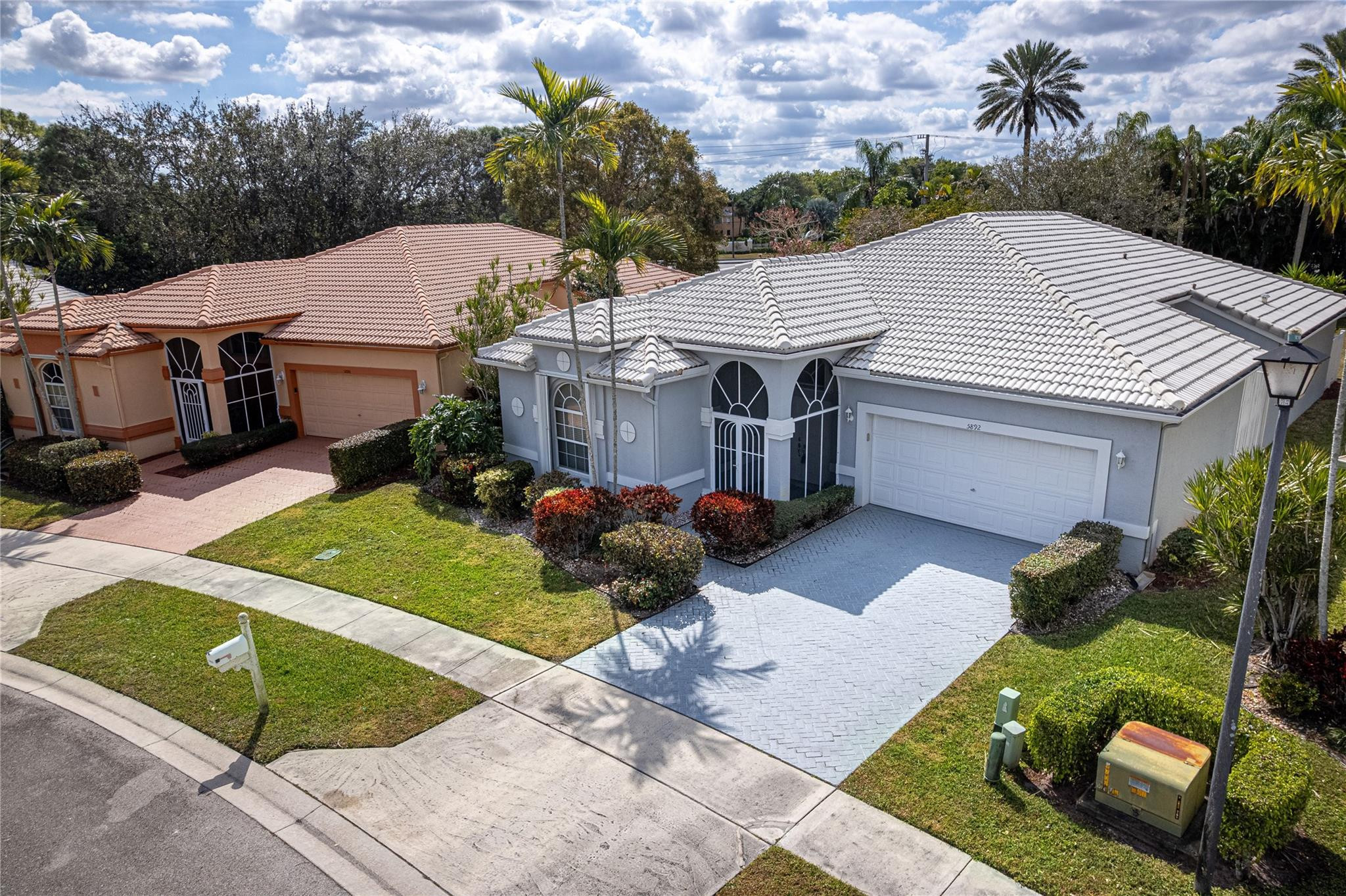 5892 Seashell Terrace