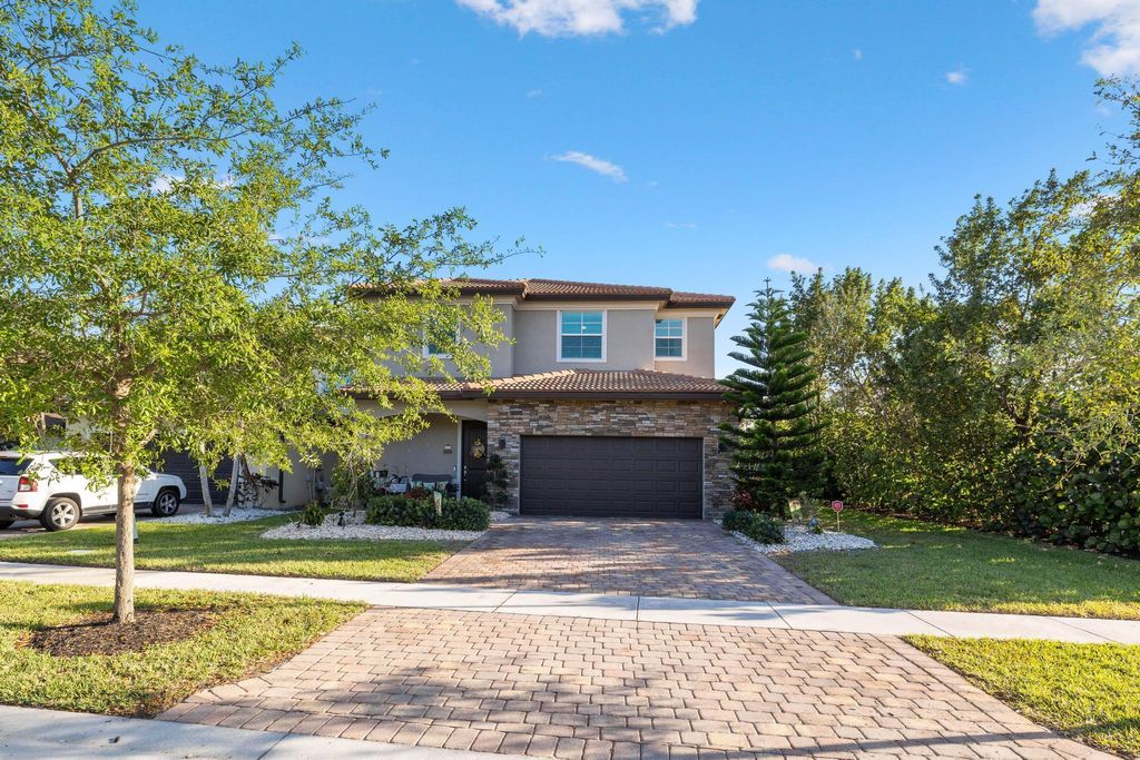 Photo of 7050 Limestone Cay Road, Jupiter, FL 33458 (MLS # R10942442)