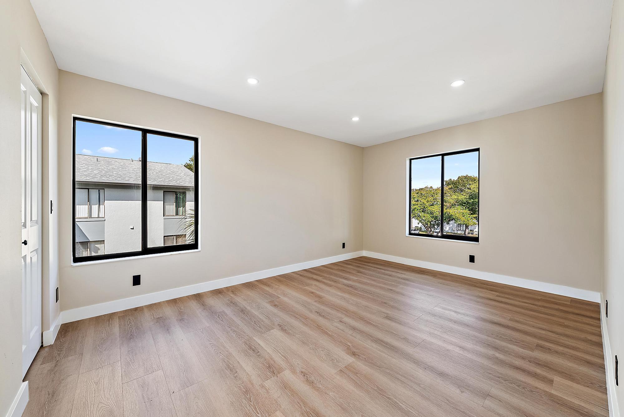 PALM CLUB VILLAGE I CONDO - Residential