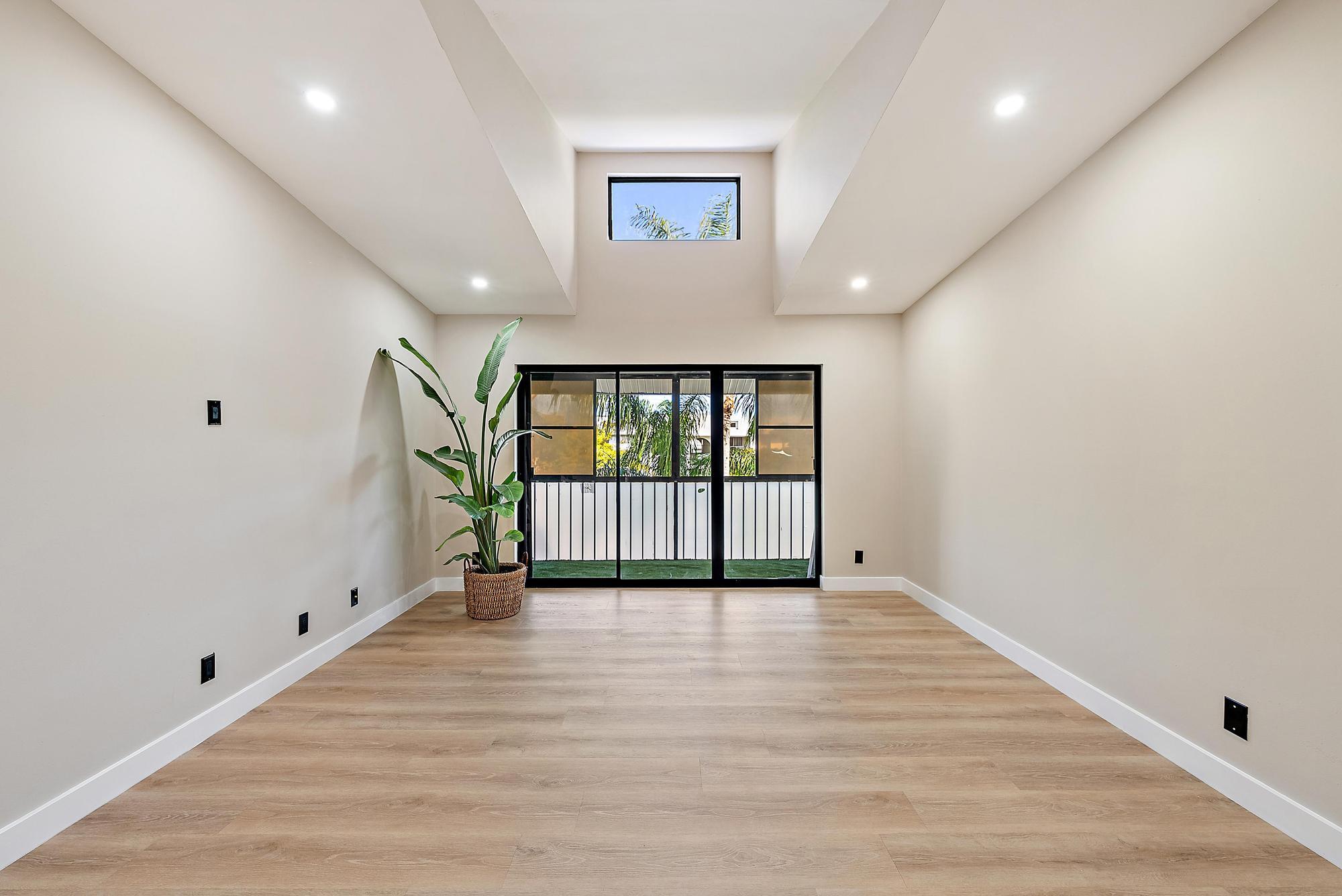 PALM CLUB VILLAGE I CONDO - Residential