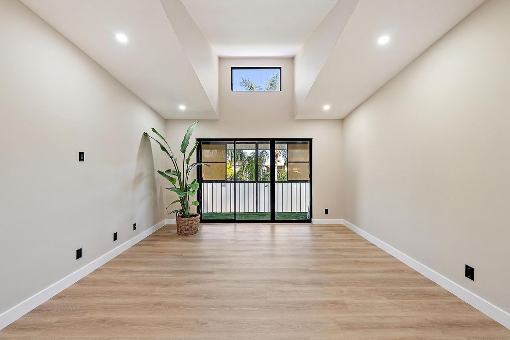 Photo of 1009 Green Pine Boulevard #H3, West Palm Beach, FL 33409 (MLS # R11165763)