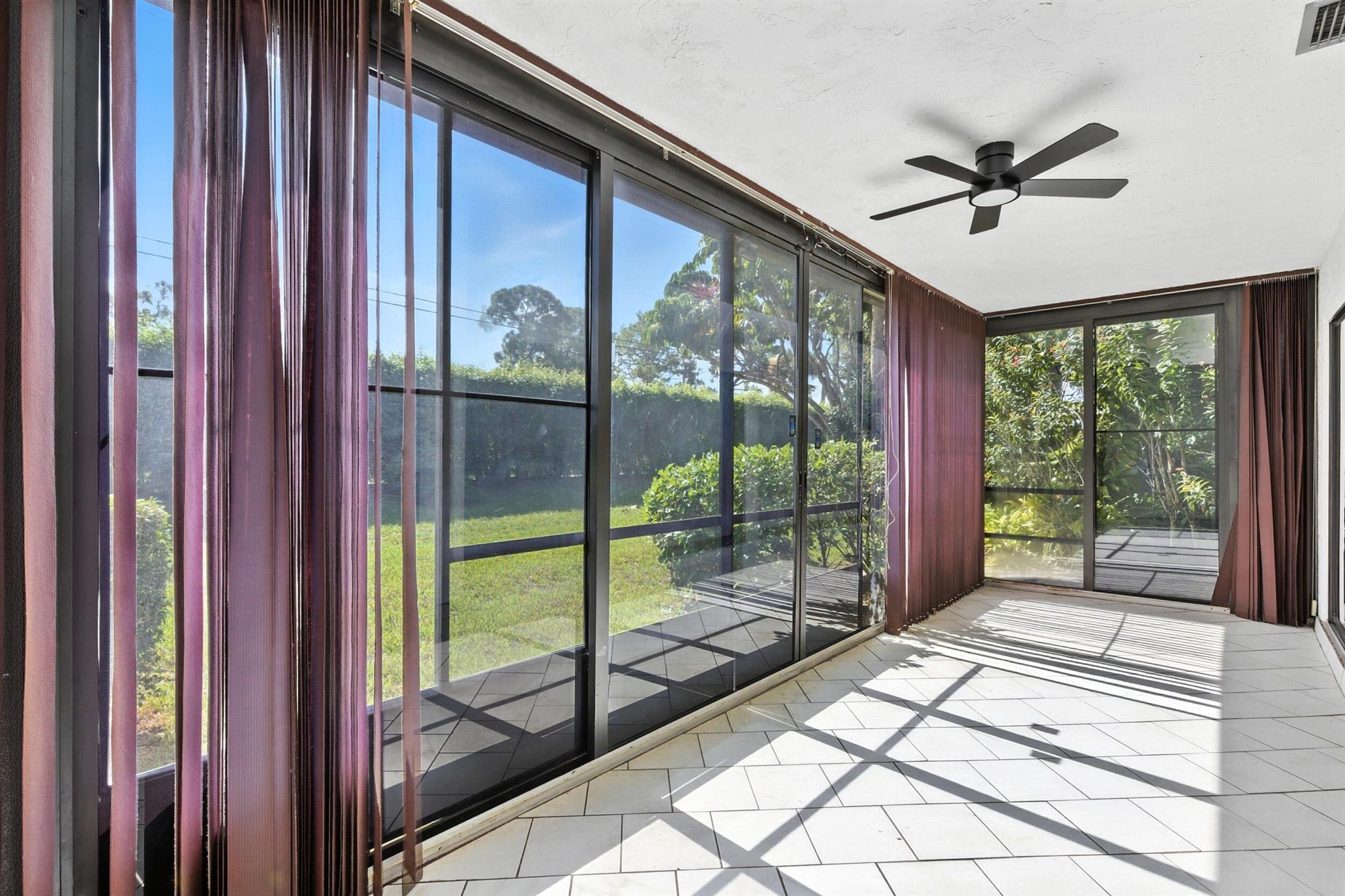 MEED RACQUET CLUB 4 - Residential Lease