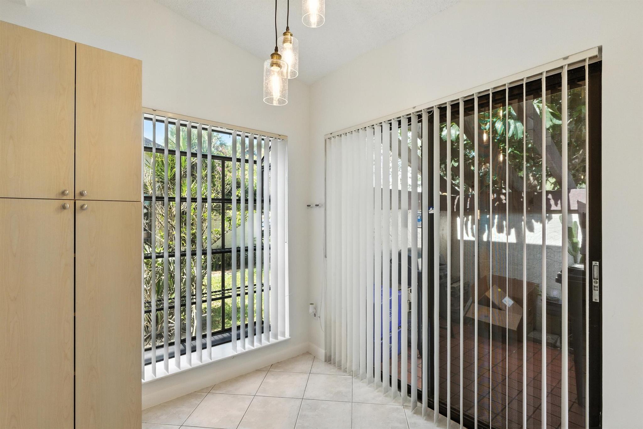 MEED RACQUET CLUB 4 - Residential Lease