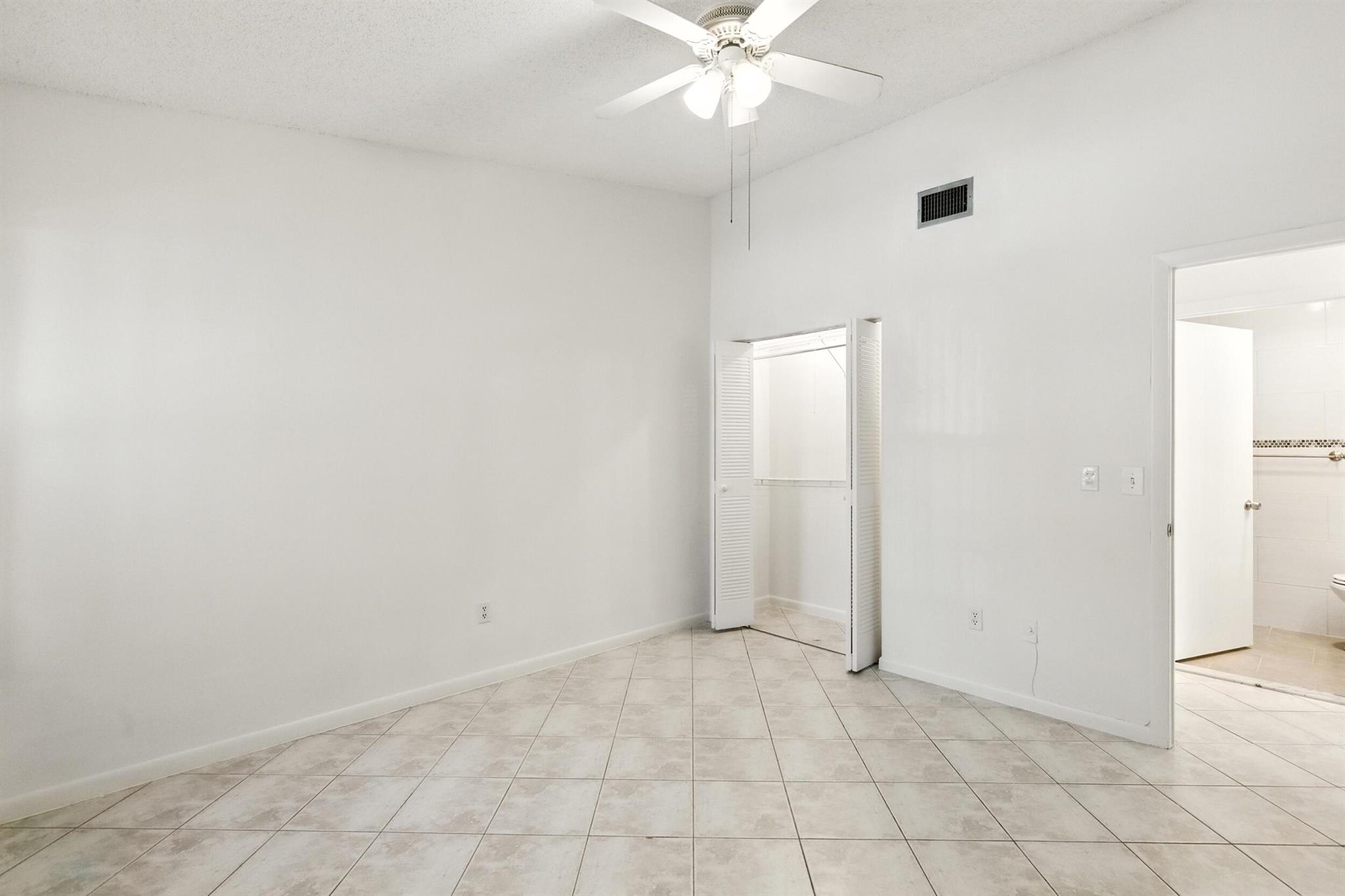 MEED RACQUET CLUB 4 - Residential Lease