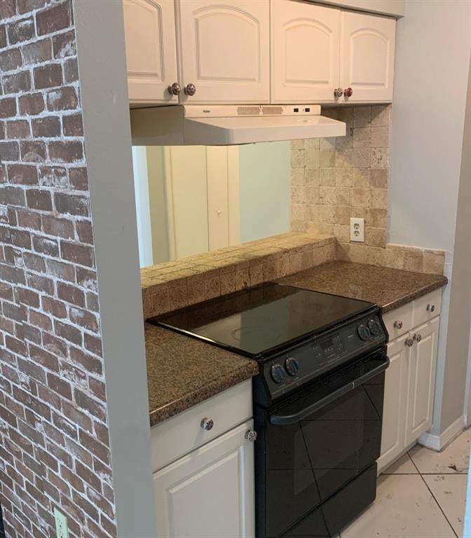Photo of 2301 N Congress Avenue Ave #17, Boynton Beach, FL 33426 (MLS # R10827620)