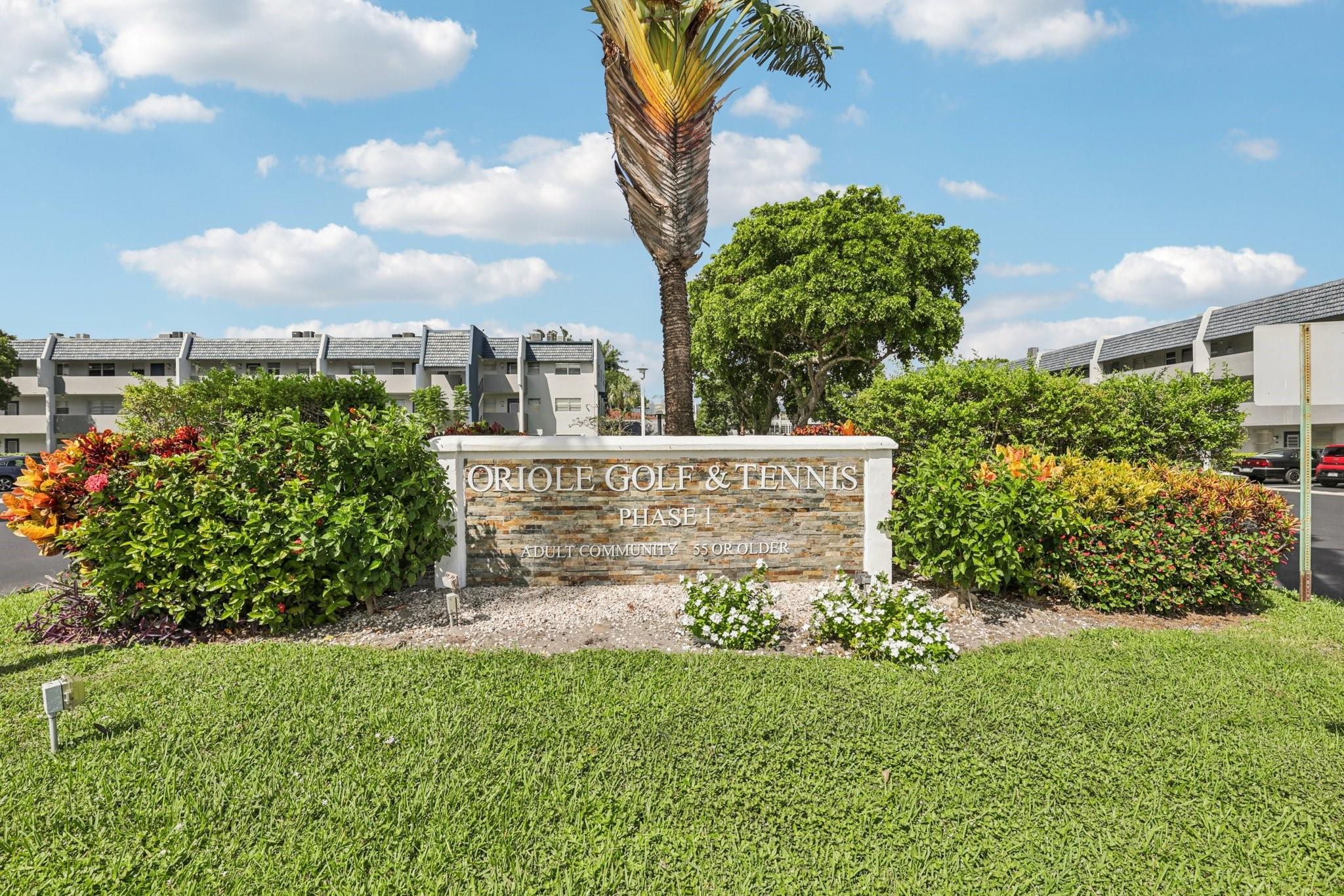 ORIOLE GOLF & TENNIS CLUB - Residential