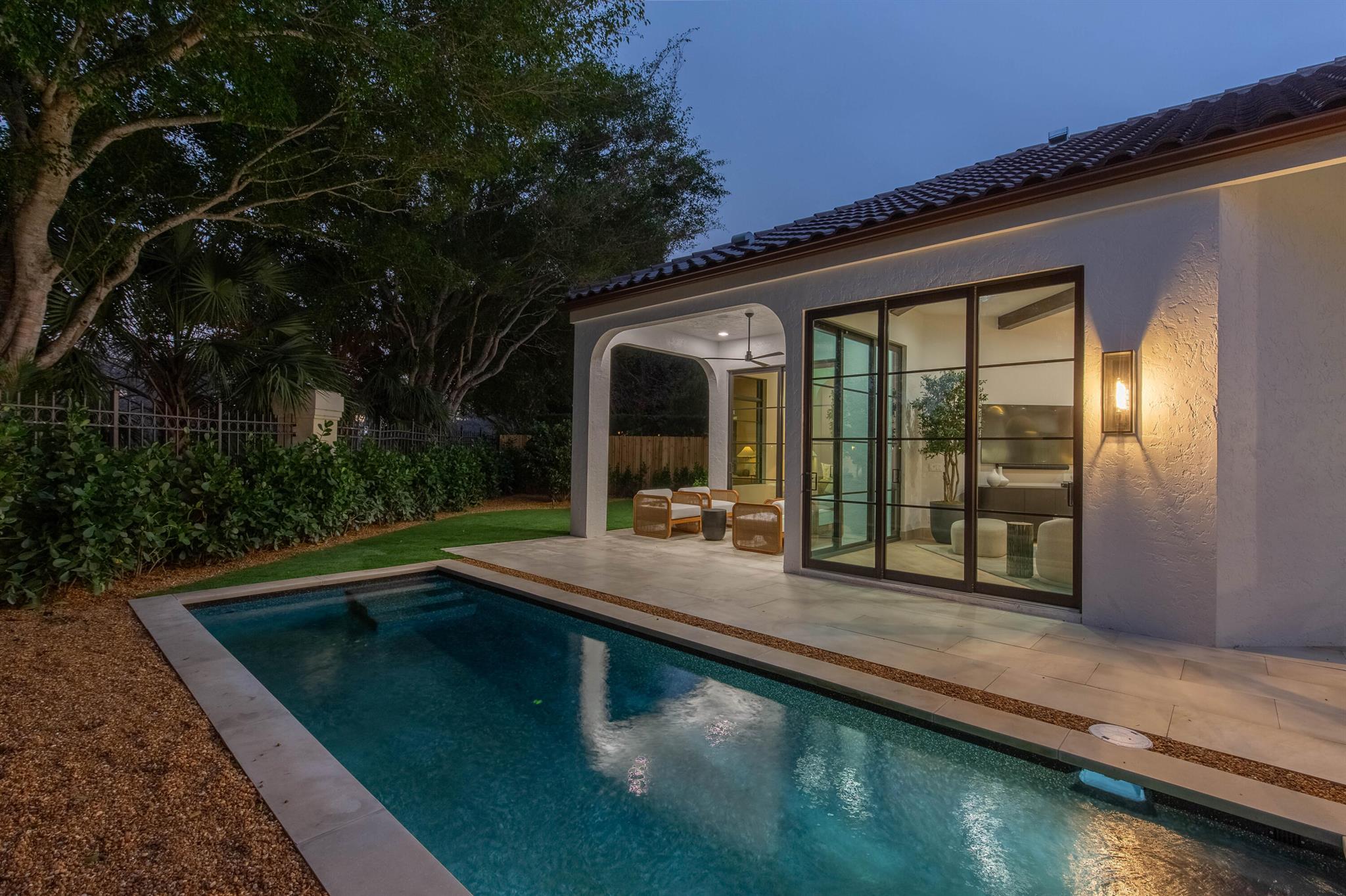 EAGLES LANDING OF P B POL - Residential