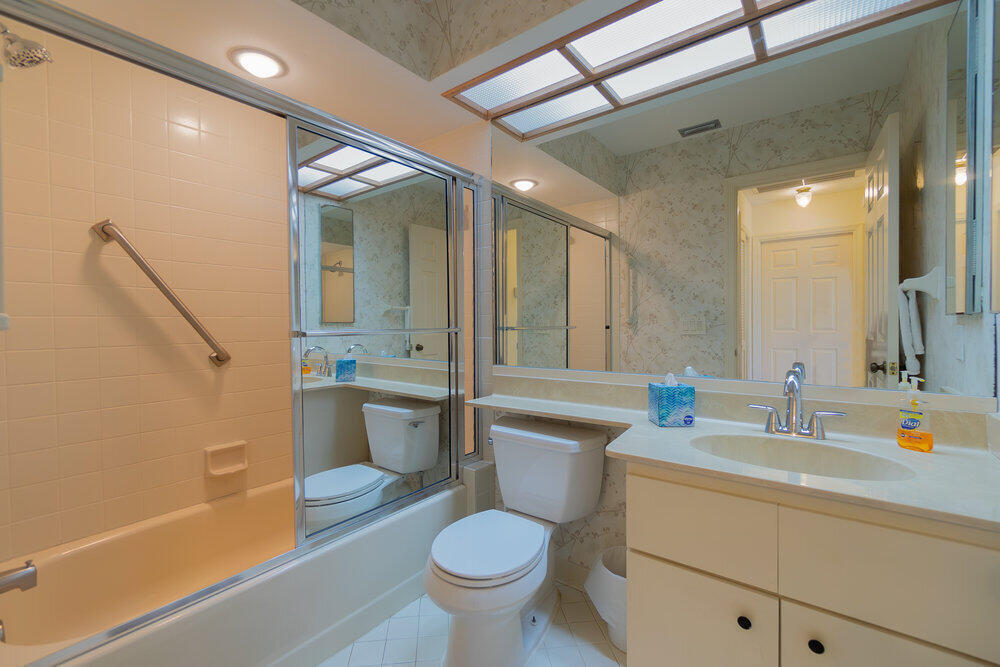 EASTPOINTE SUB 9-A - Residential Lease
