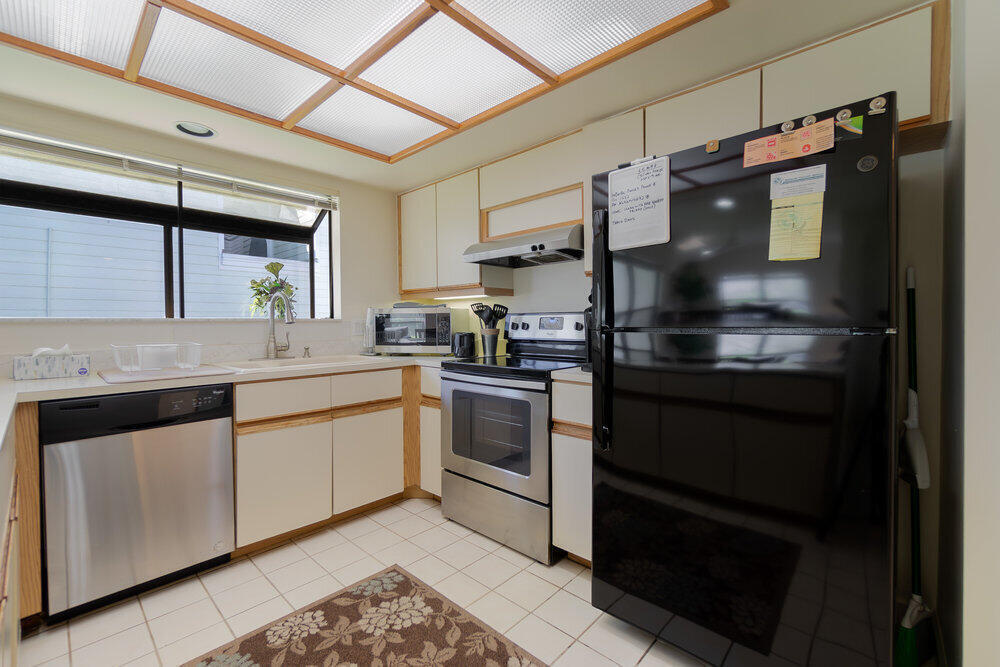 EASTPOINTE SUB 9-A - Residential Lease