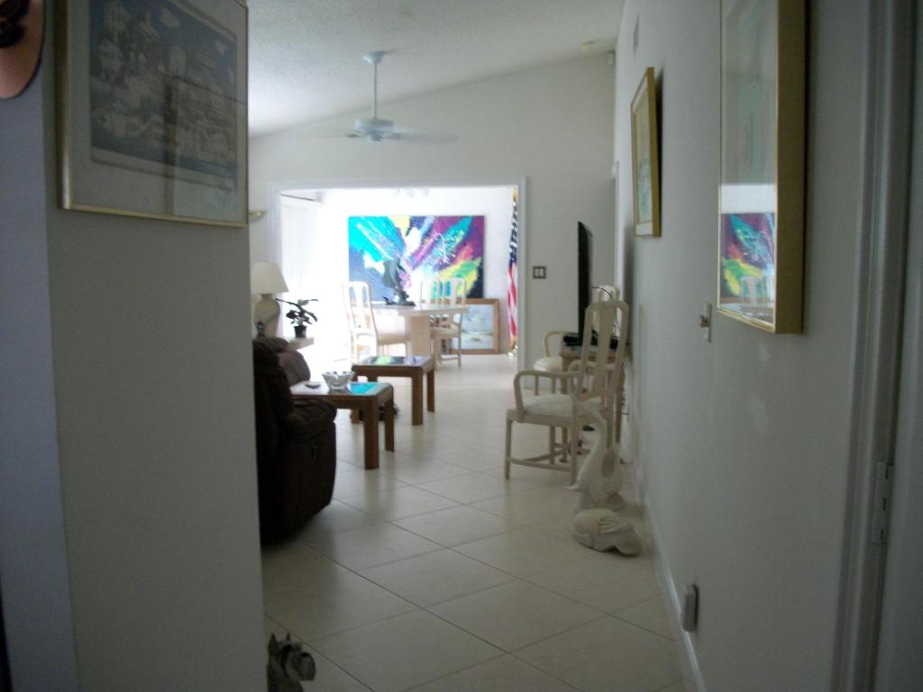 WHISPER WALK SEC C CONDO - Residential