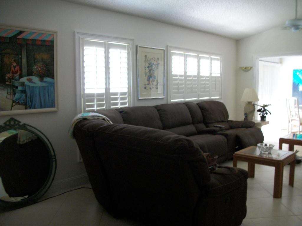 WHISPER WALK SEC C CONDO - Residential