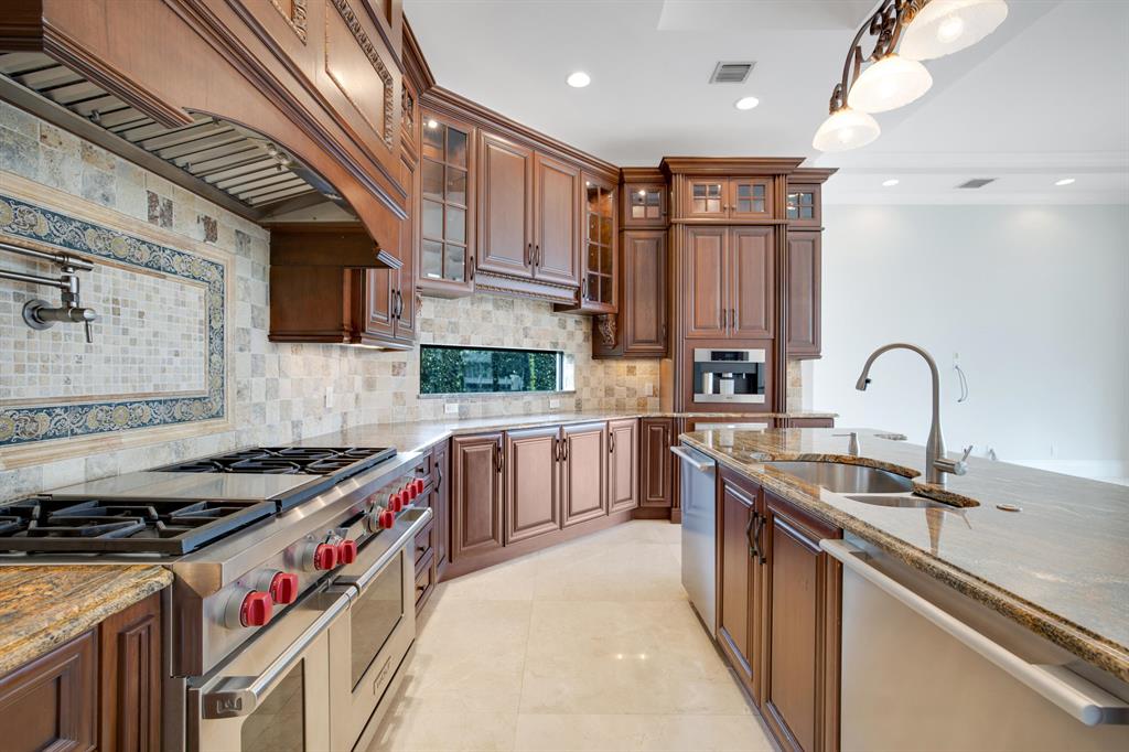 LAKE ROGERS ISLE UNIT A - Residential