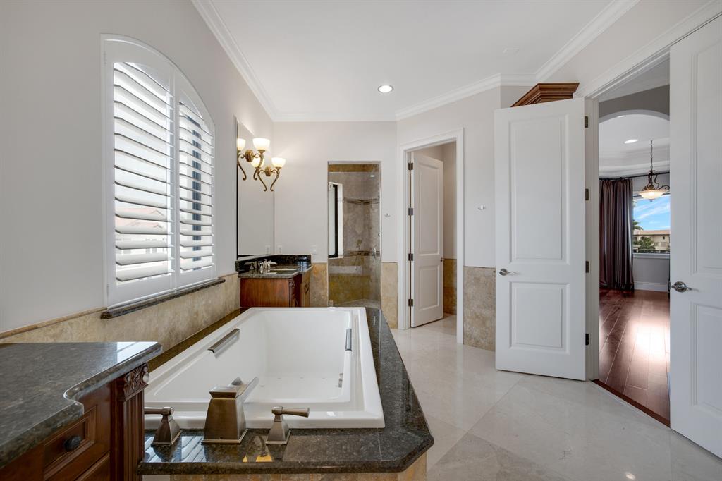 LAKE ROGERS ISLE UNIT A - Residential