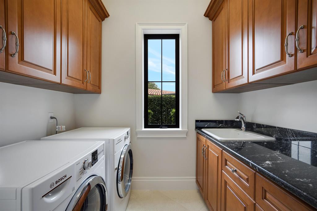 LAKE ROGERS ISLE UNIT A - Residential