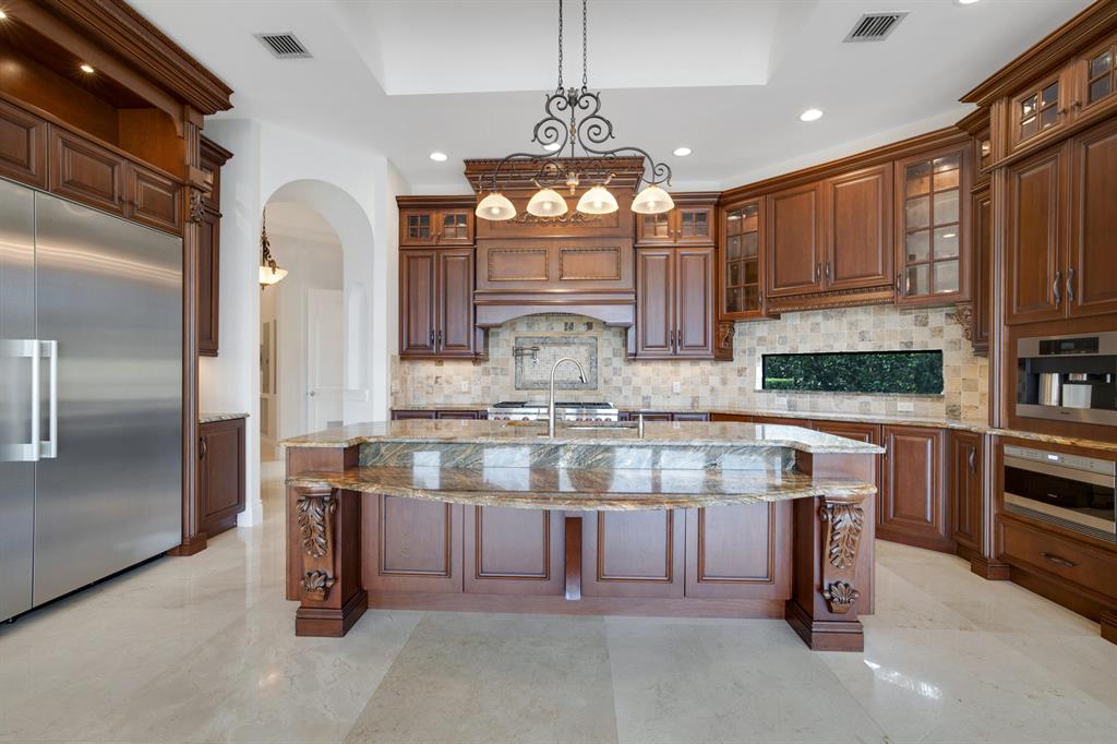 LAKE ROGERS ISLE UNIT A - Residential