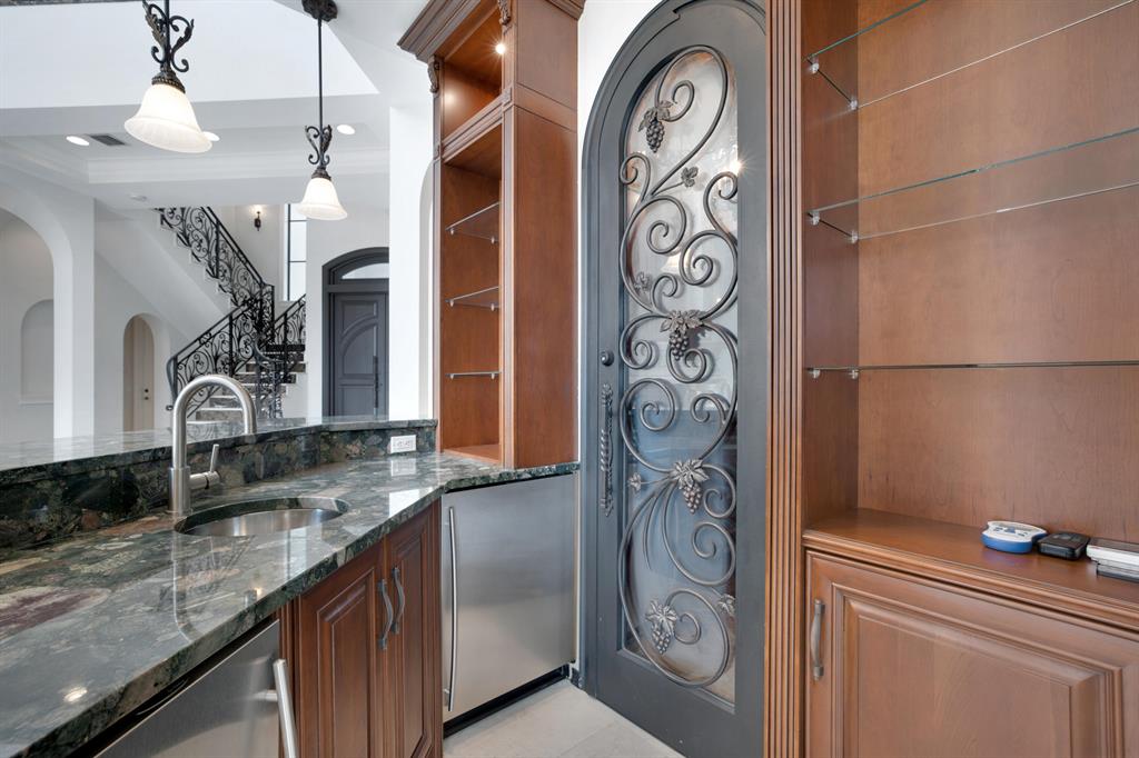 LAKE ROGERS ISLE UNIT A - Residential