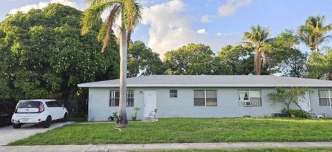 233 SE 26th Avenue Boynton Beach FL 33435