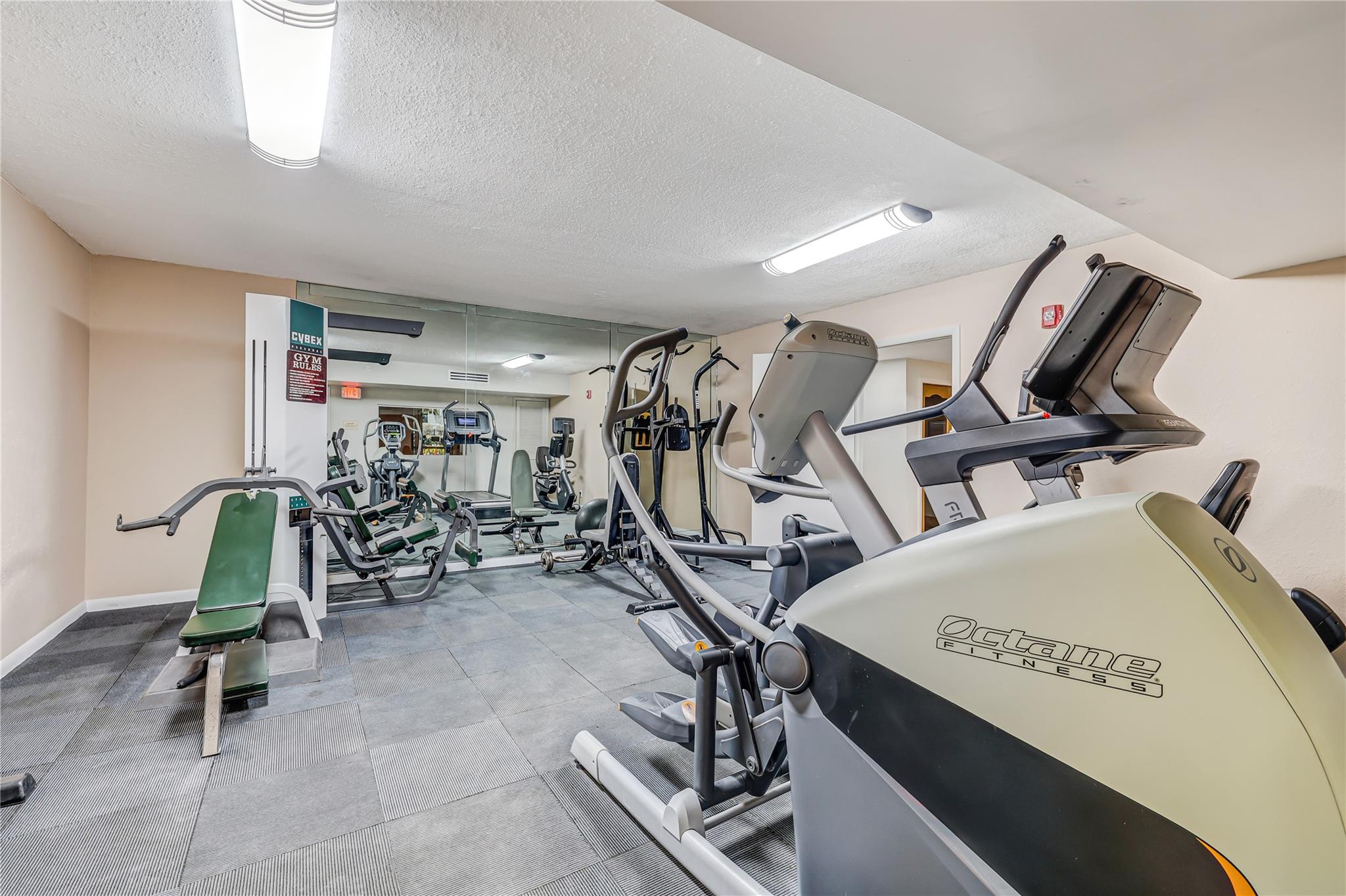 Silver Thatch Atlantic Pl - Residential Lease