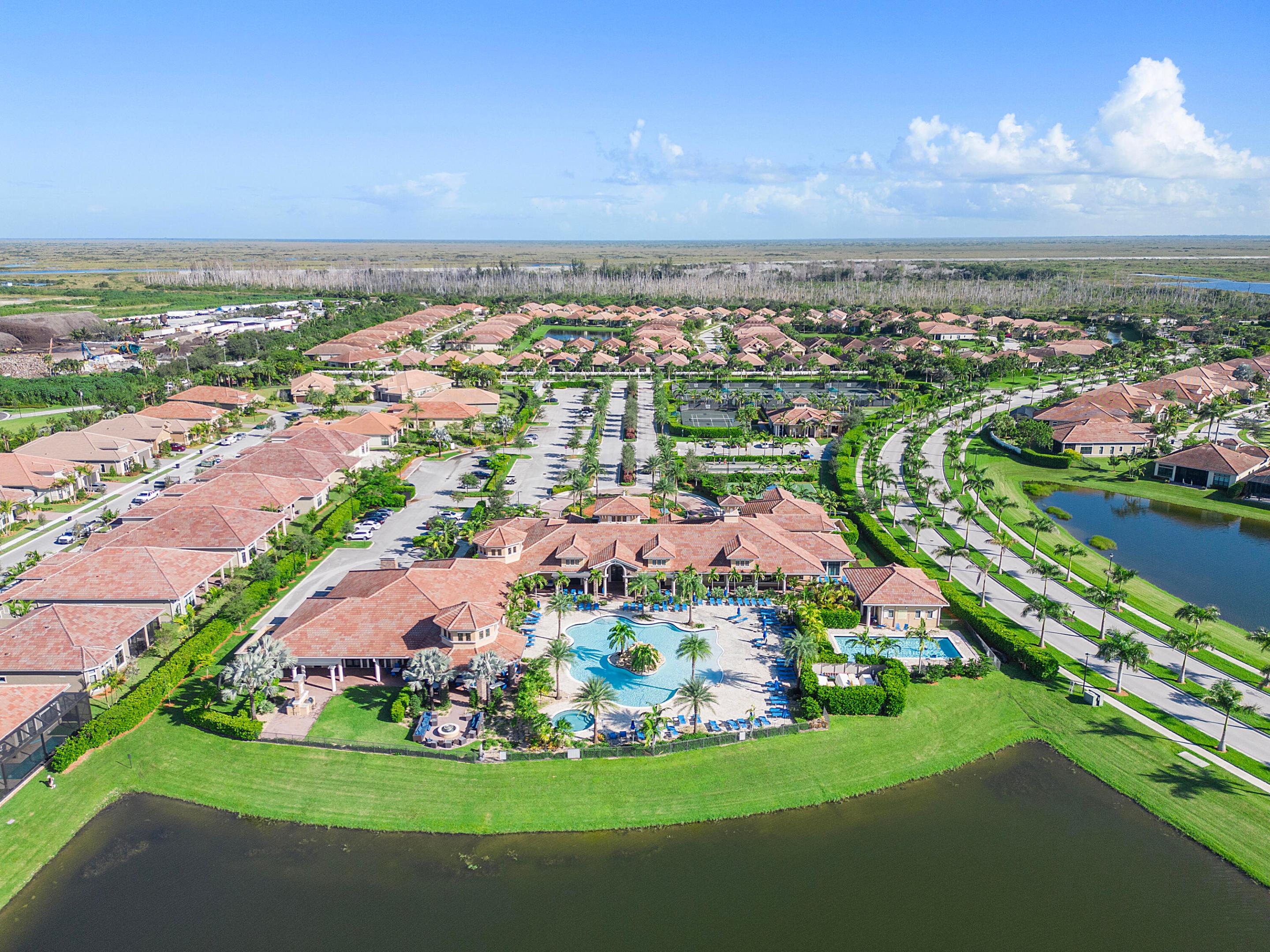 PARKLAND ROYALE - Residential