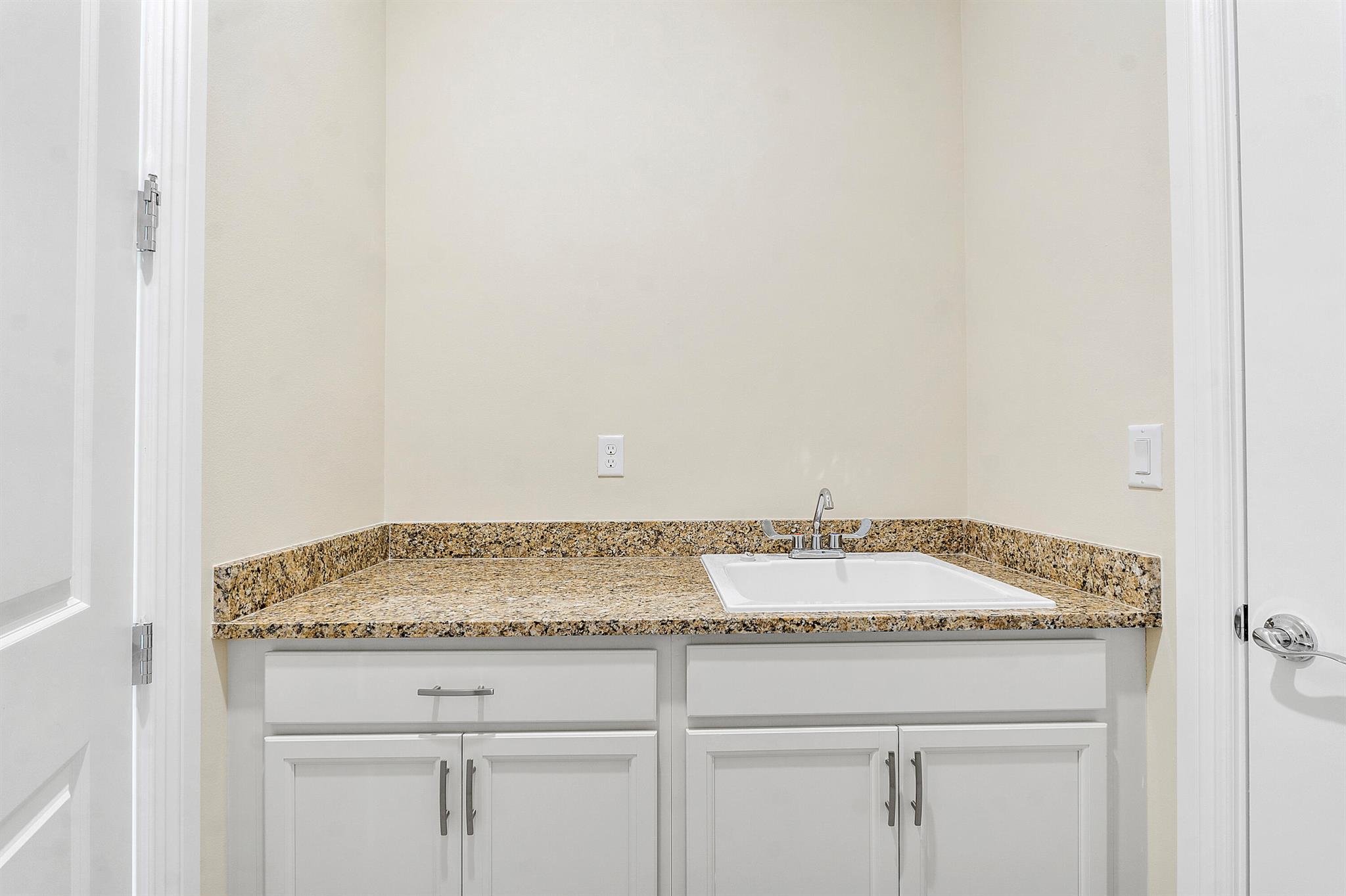 PARKLAND ROYALE - Residential