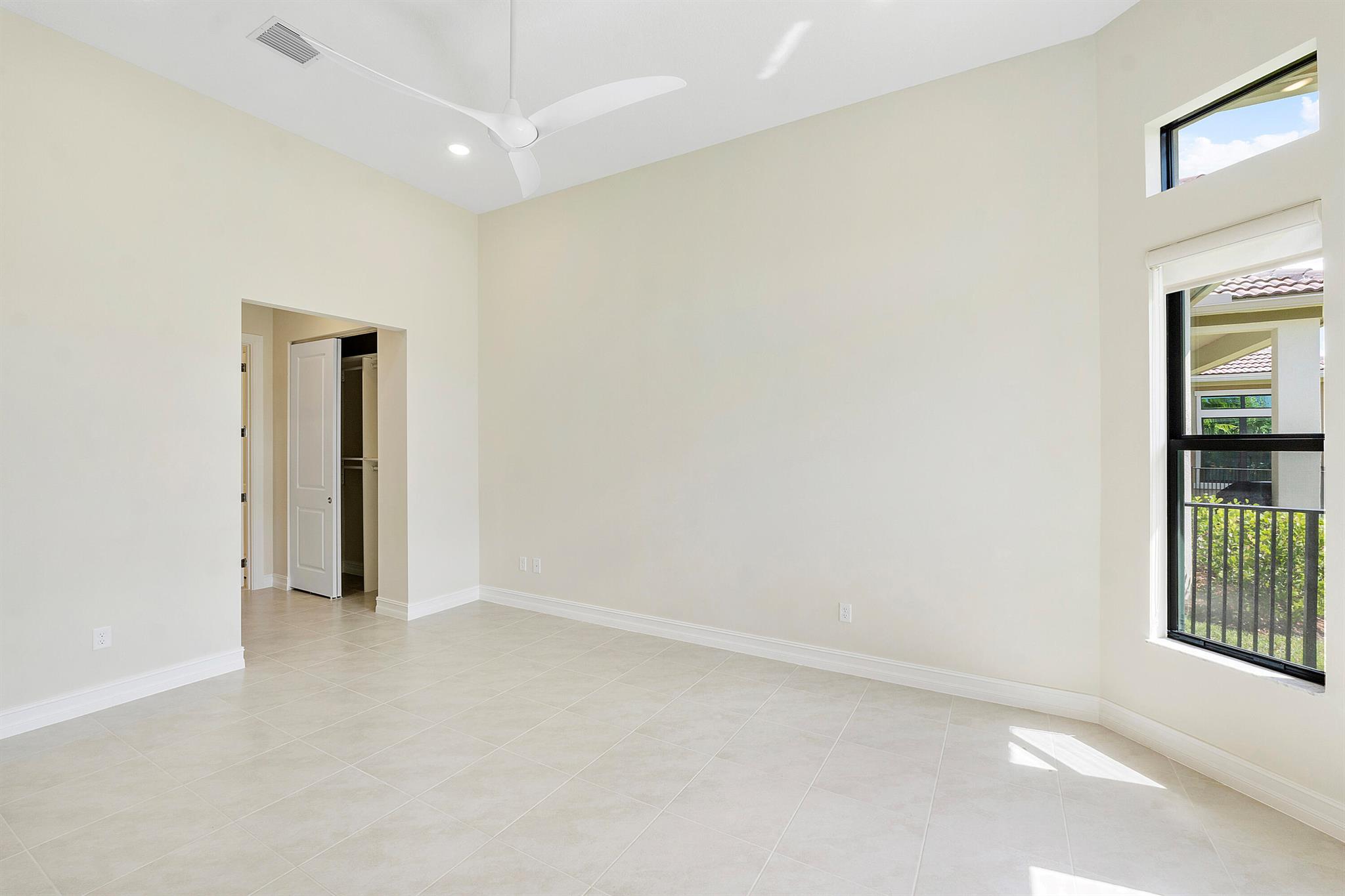 PARKLAND ROYALE - Residential