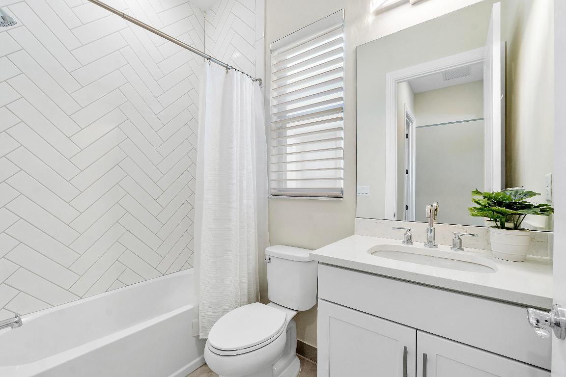 PARKLAND ROYALE - Residential