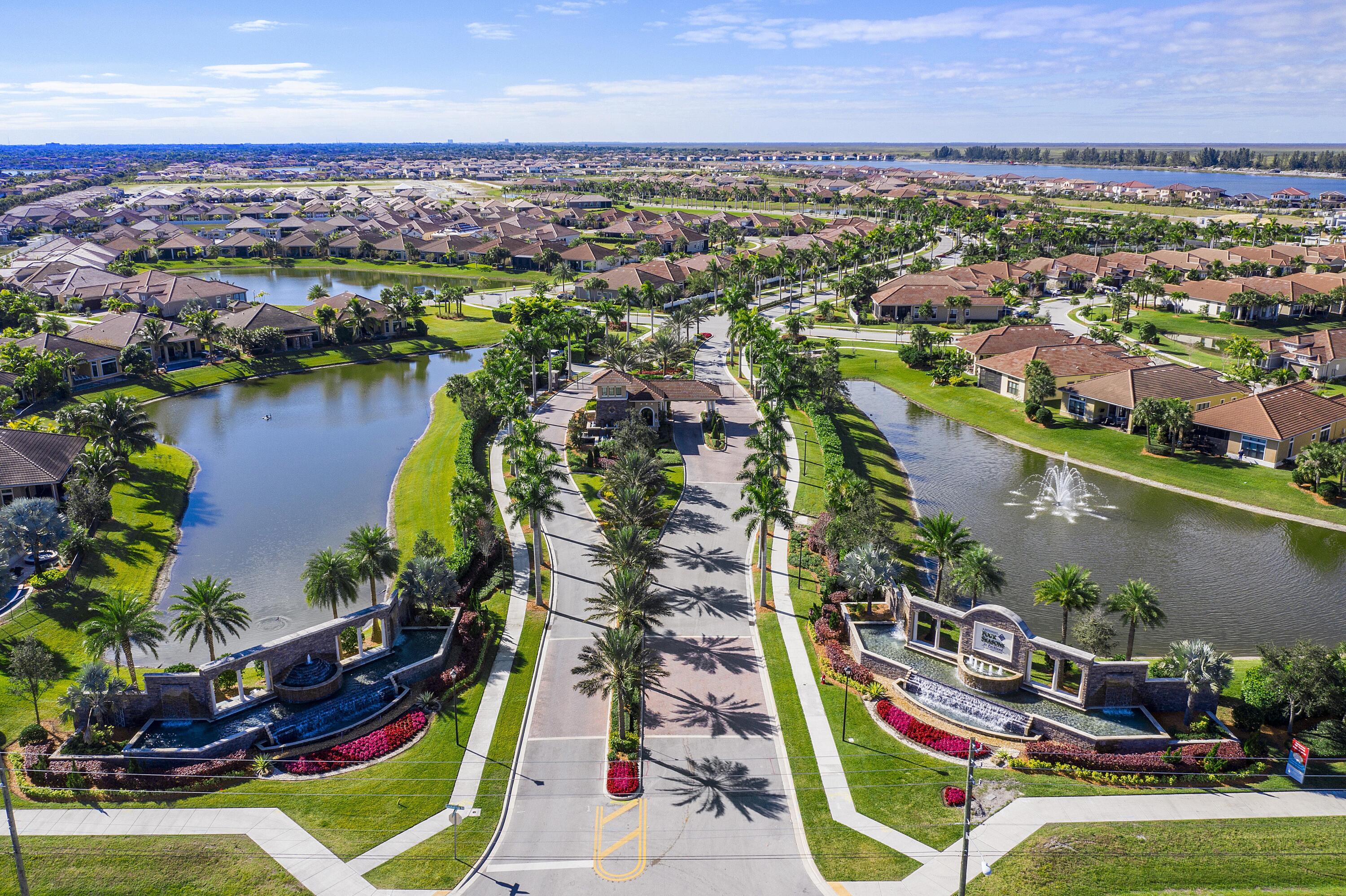 PARKLAND ROYALE - Residential