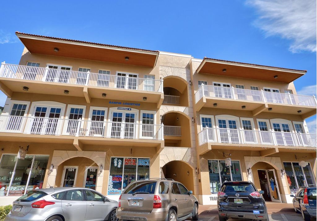 Photo of 47 SW Osceola Street #104, Stuart, FL (MLS # R11110240)