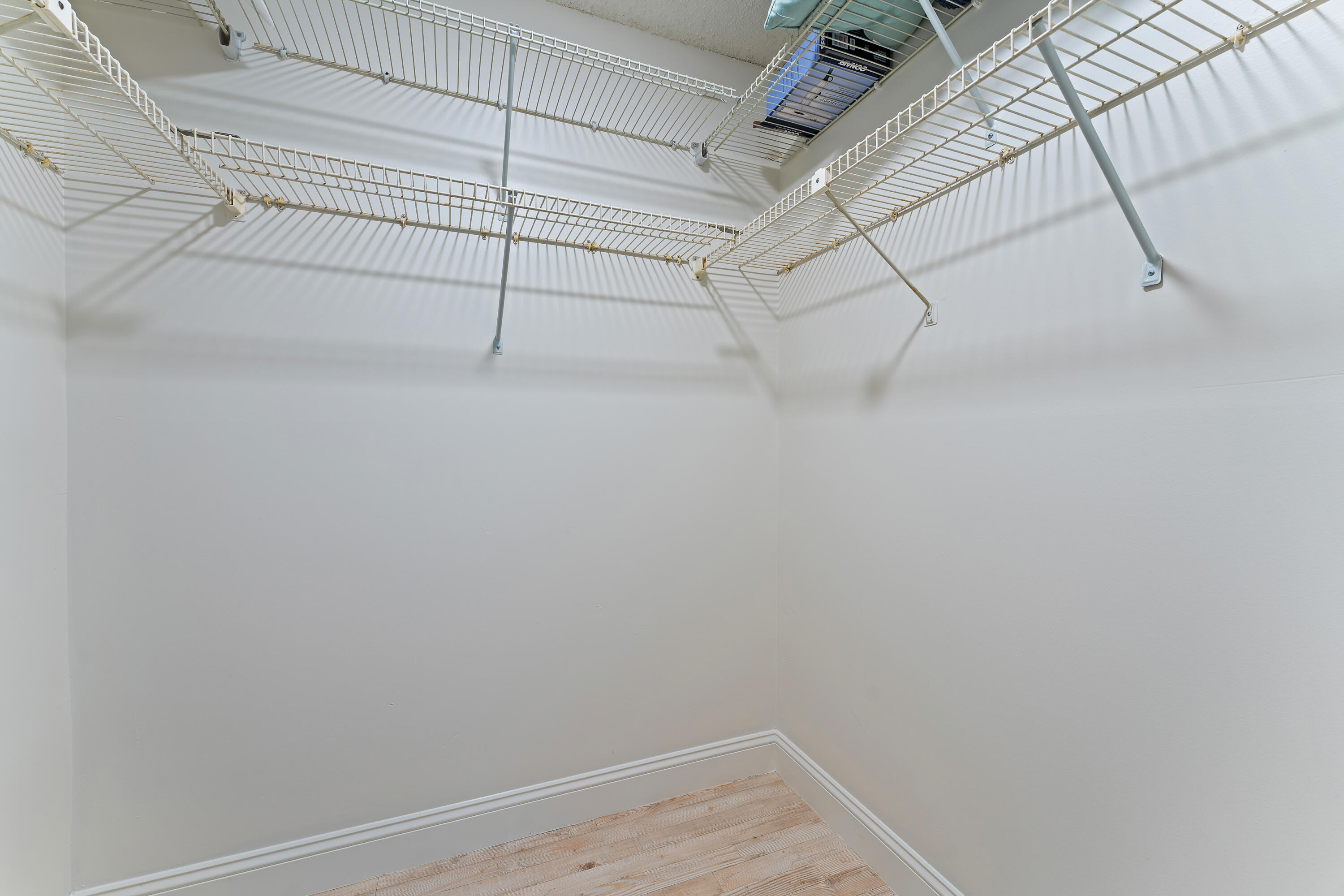 SEA RISE CONDO - Residential Lease