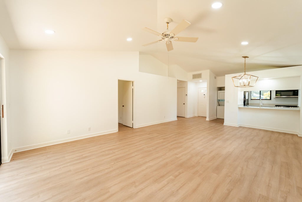 Photo of 833 Club Drive, Palm Beach Gardens, FL 33418 (MLS # R10969727)