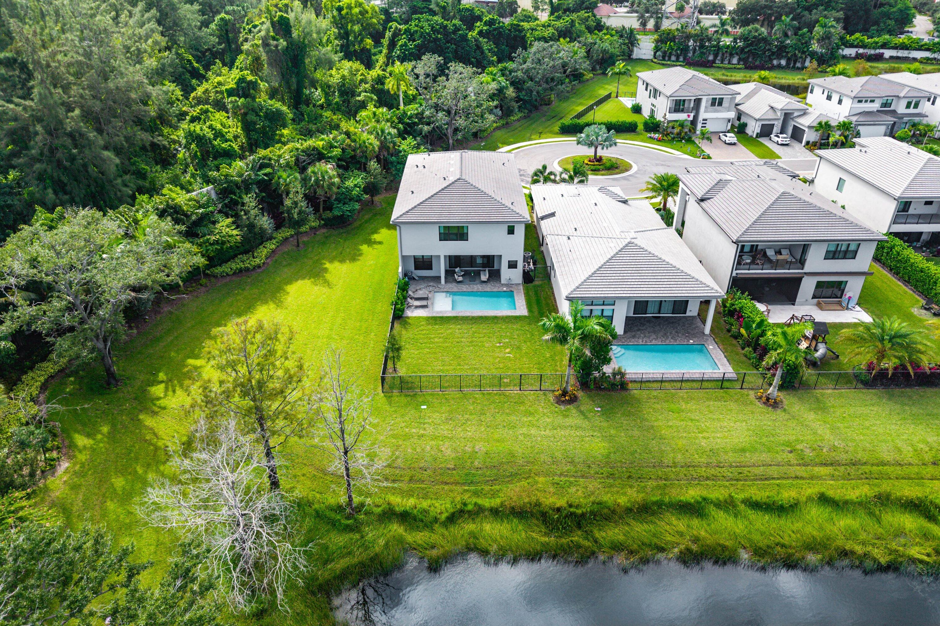 8209 ESSEX COUNTRY CLUB Drive