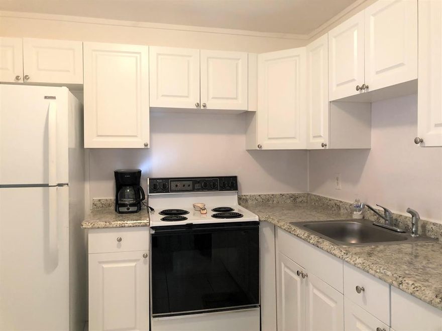 55+ Community, Very well maintained One Bedroom Villa located close proximity to Clubhouse. Move in condition, tile flooring through out. Updated kitchen and baths. Assigned parking directly adjacent to sidewalk. Enjoy South Florida where the sun is always shining! Indoor/Outdoor Swimming Pools, Tennis Courts, Two 18-Hole Golf Courses, & Multi-Million dollar Clubhouse.