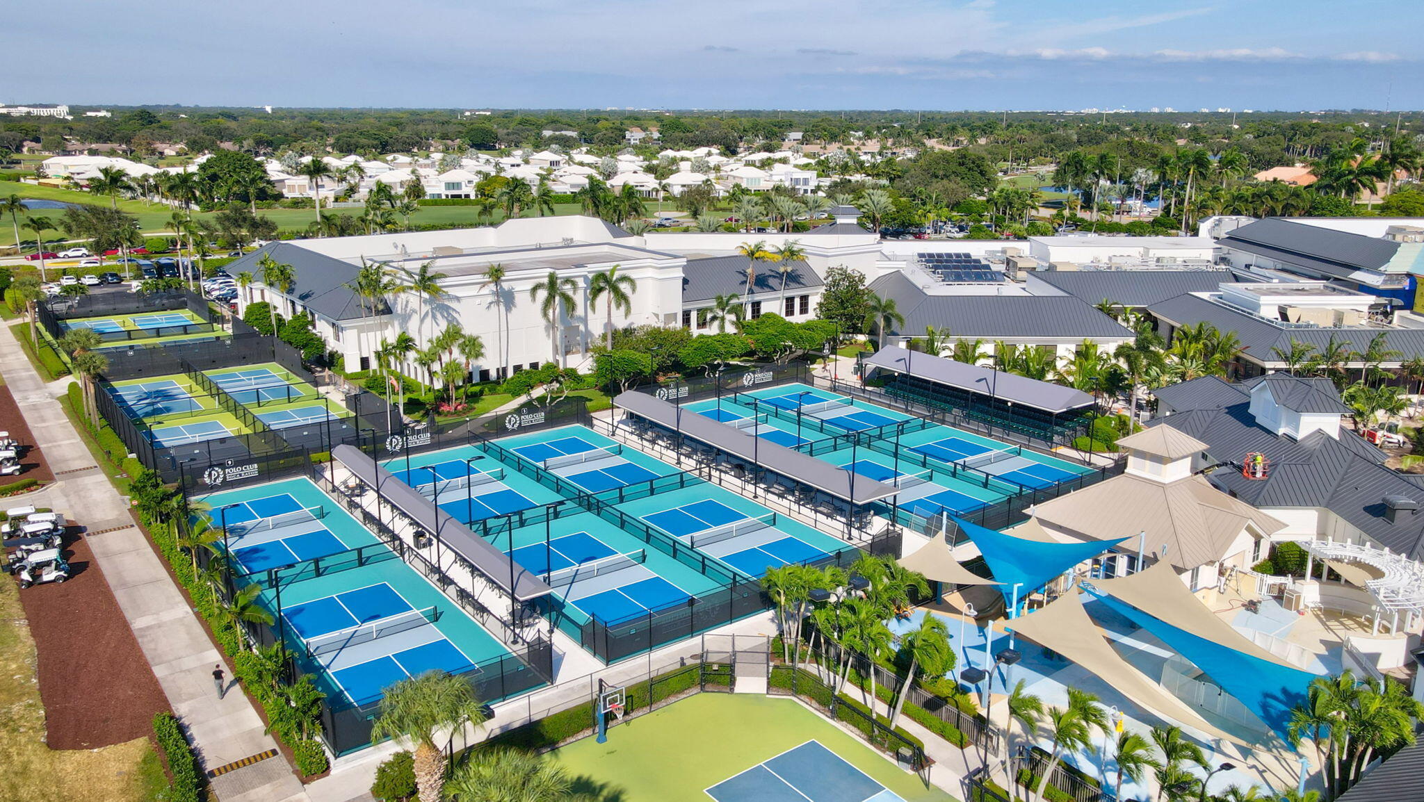 HOLLOWS / POLO CLUB - Residential