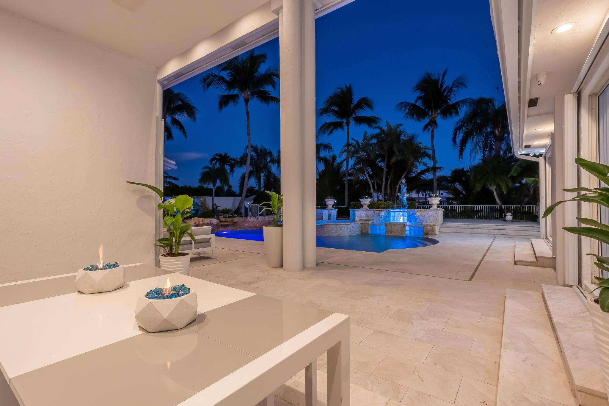 HOLLOWS / POLO CLUB - Residential