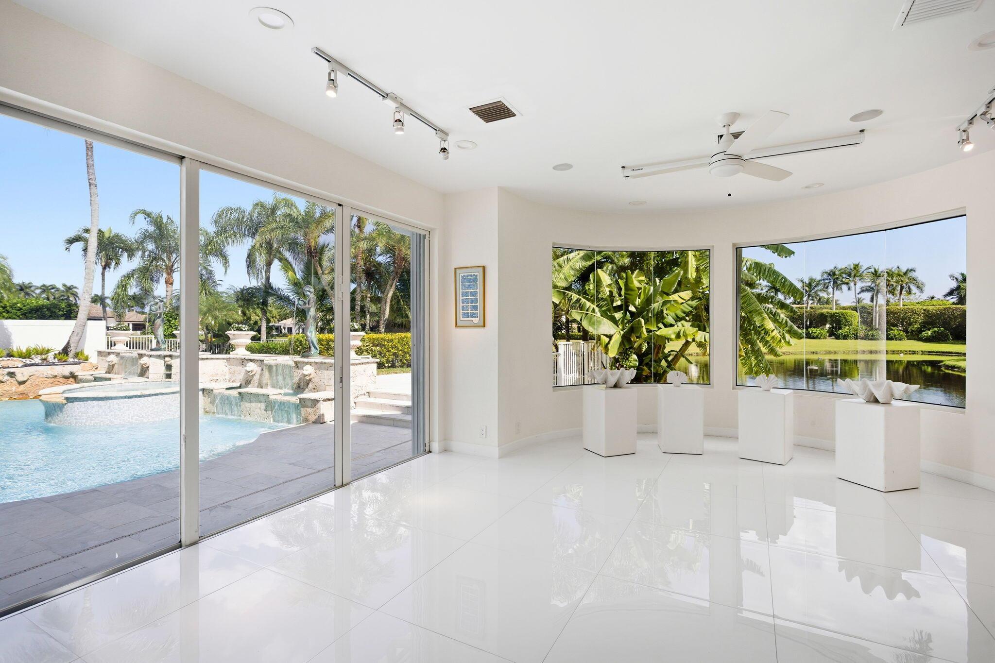 HOLLOWS - Residential