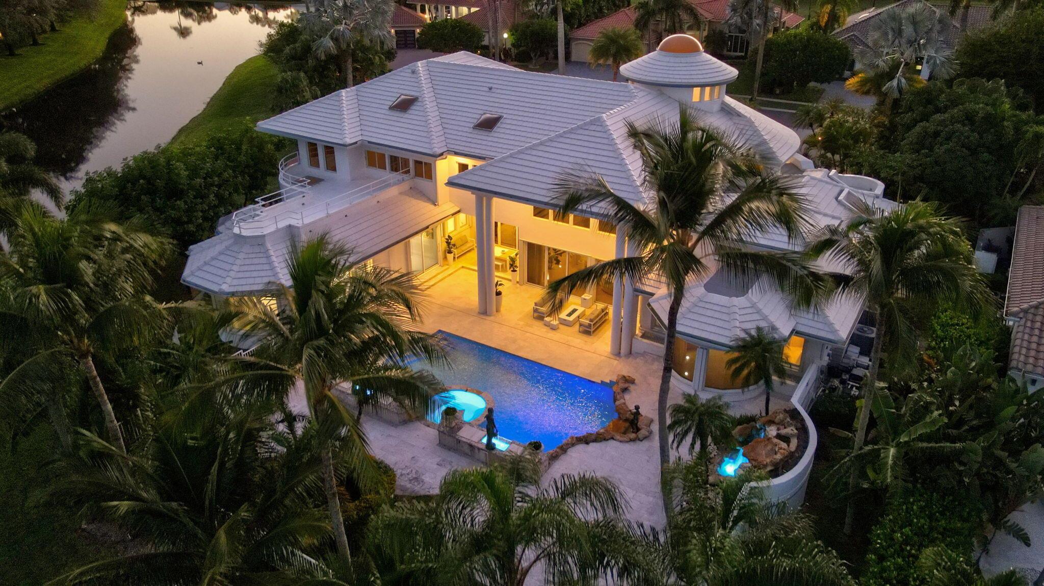 HOLLOWS - Residential