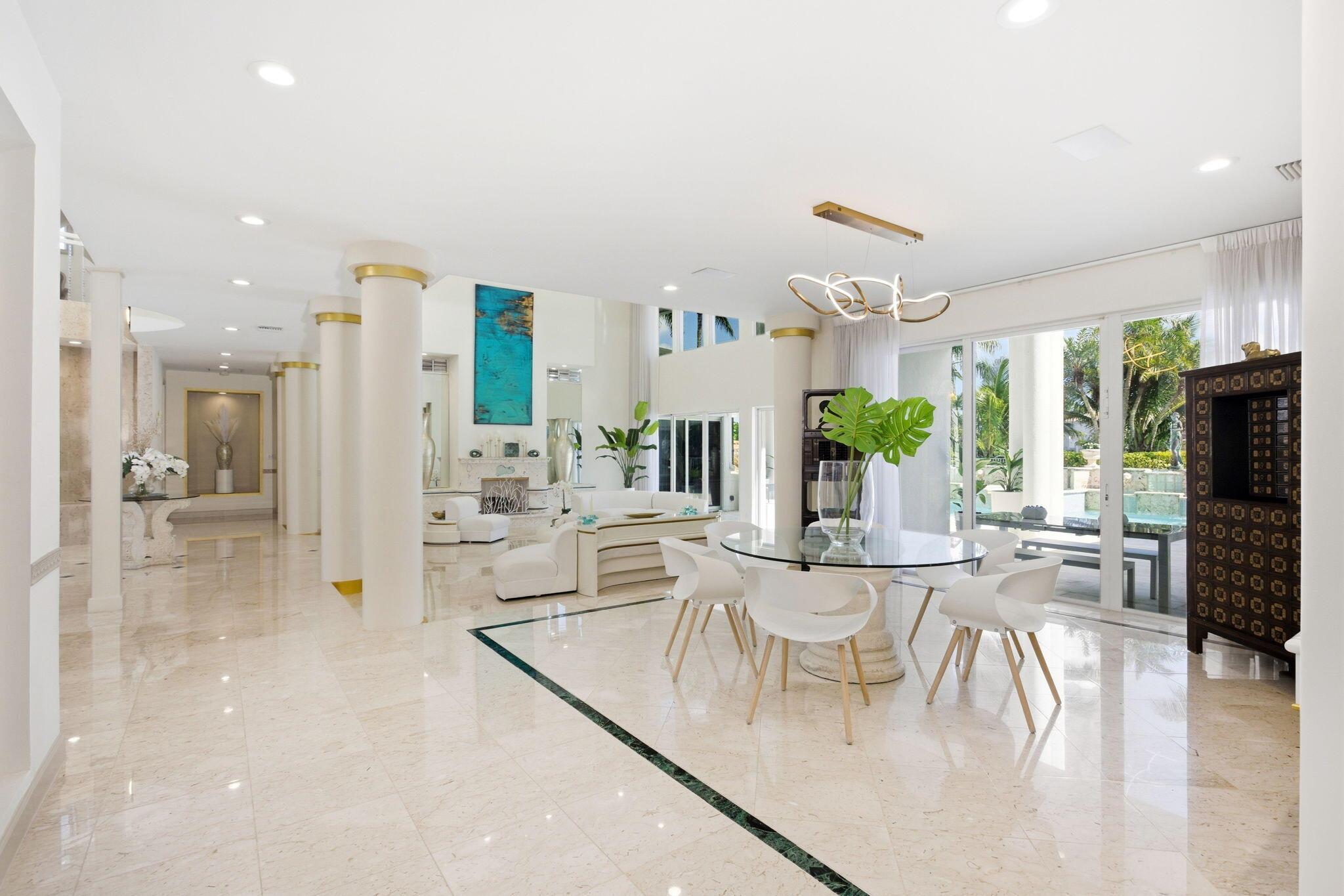 HOLLOWS - Residential