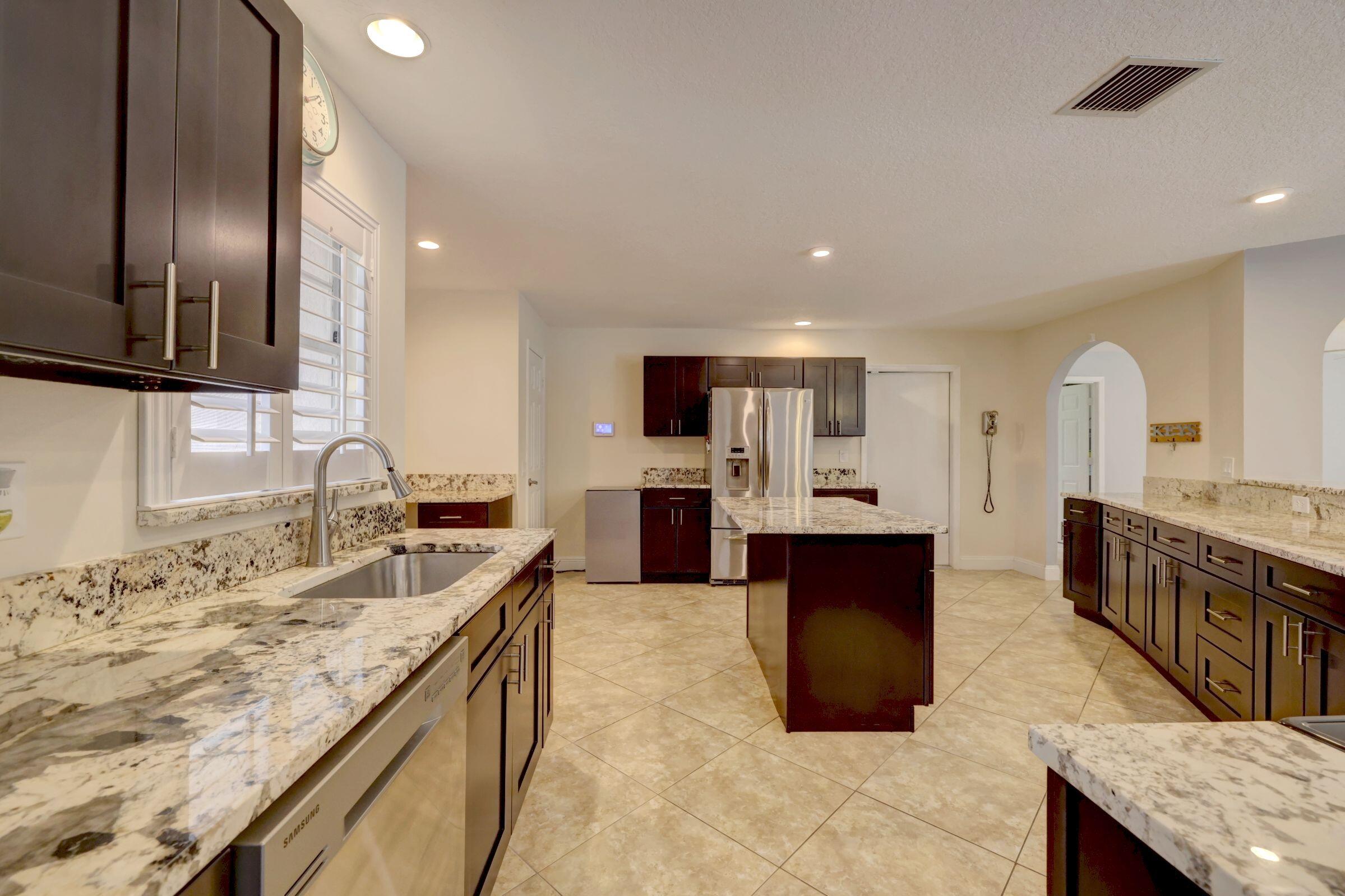 SOUTH PORT ST LUCIE UNIT 5 - Residential