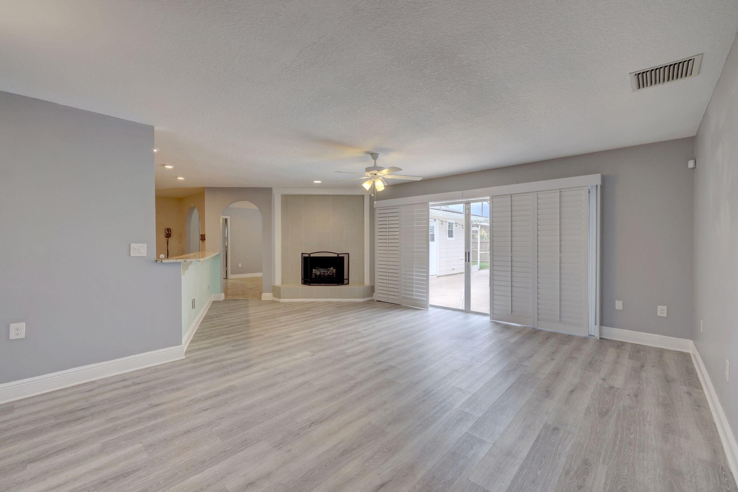 SOUTH PORT ST LUCIE UNIT 5 - Residential