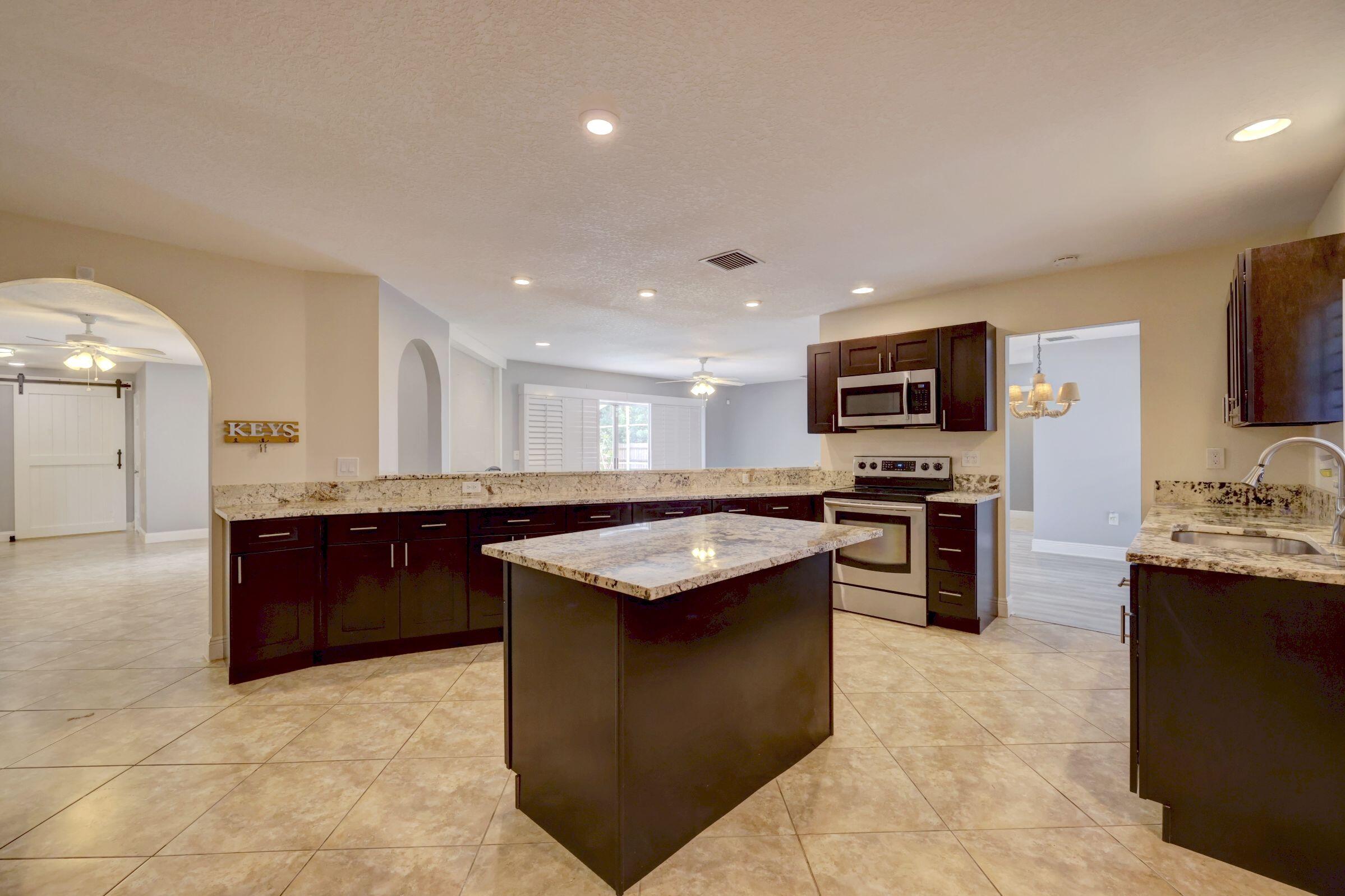 SOUTH PORT ST LUCIE UNIT 5 - Residential